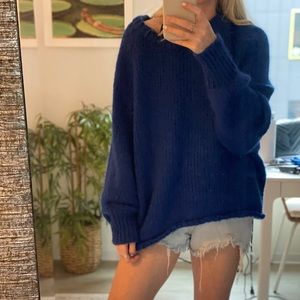 Oversized blue sweater